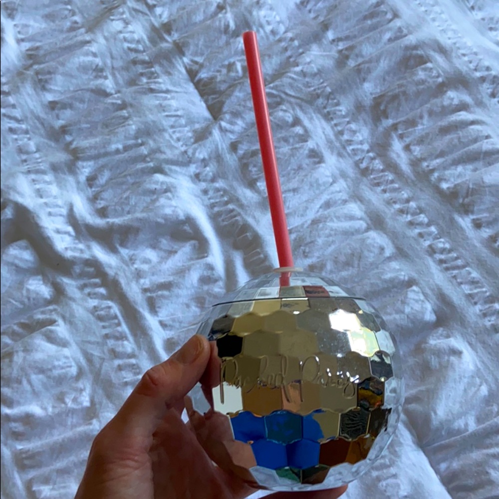 Disco ball cup
